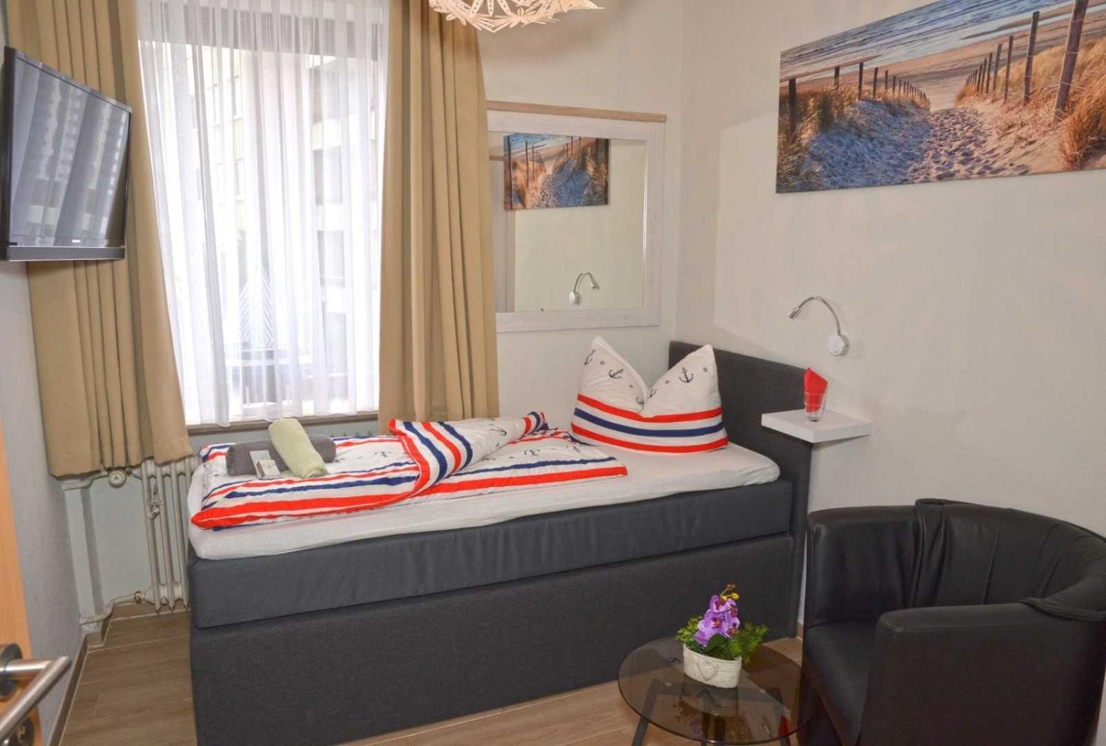 Hotel Zur Seerobbe Cuxhaven Buitenkant foto